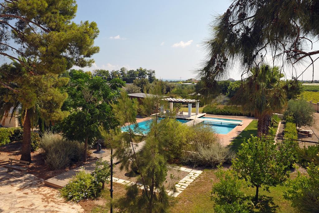 Villa Carcano Trani Εξωτερικό φωτογραφία
